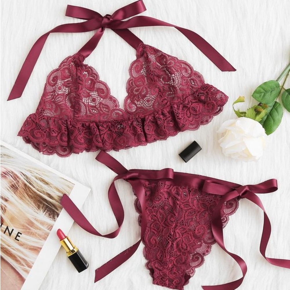 Ribbon & Lace Lingerie Set